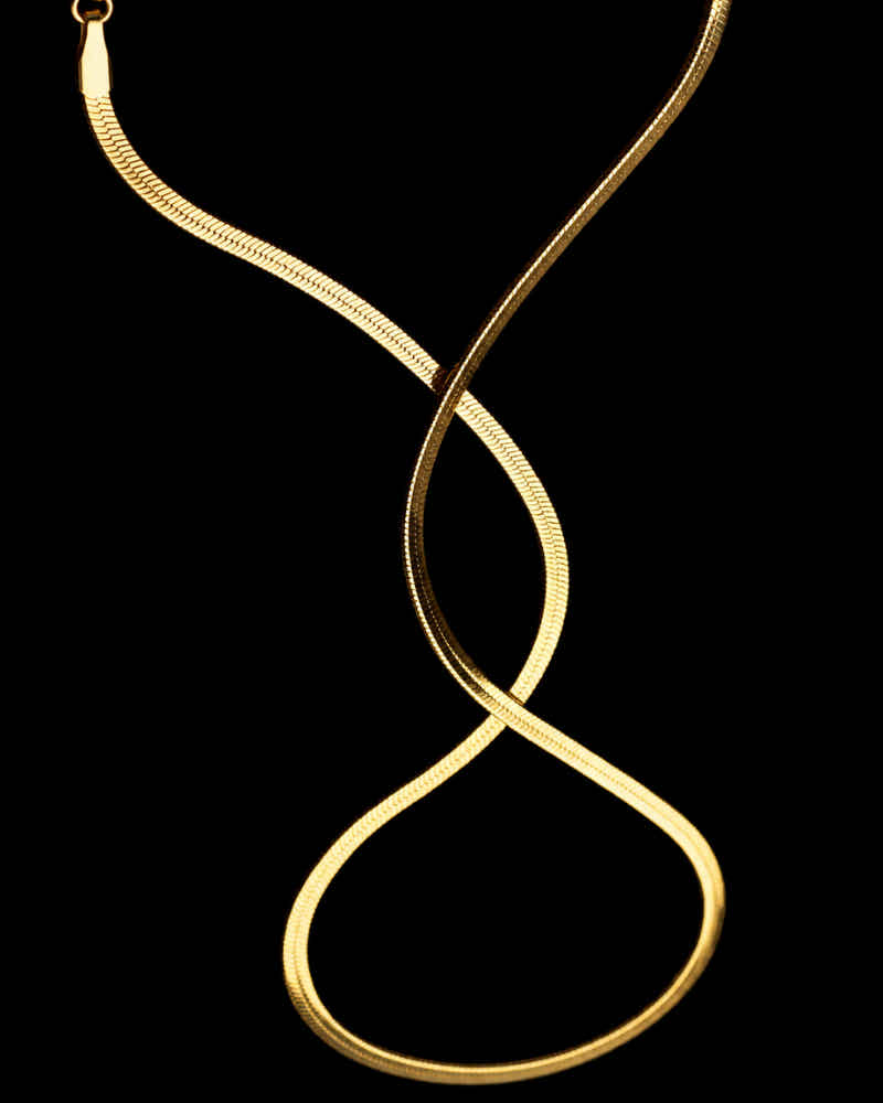 The Solenne & Veyra Gold Set (Necklace + Bracelet Combo)